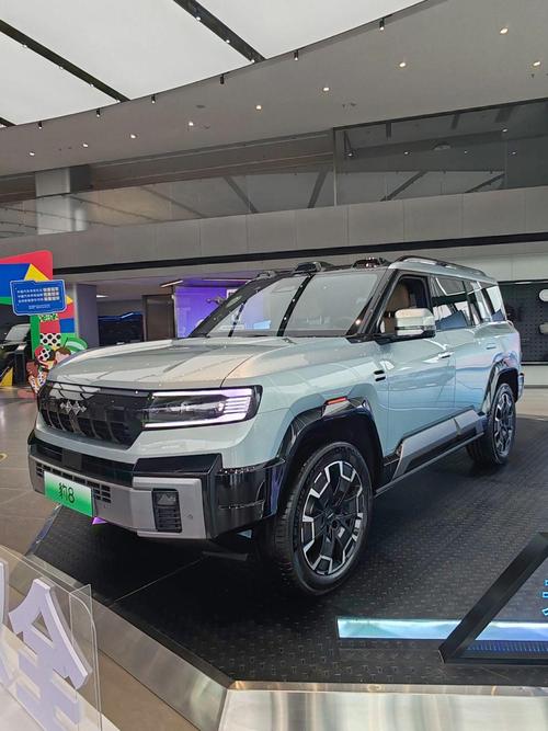 东莞190比亚迪方程豹硬派越野的爆款，英菲尼迪35周年与你共成长